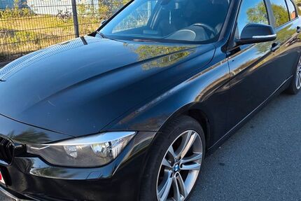 BMW 320 168.500 km 8.700 &euro; Halle Westfalen 33790