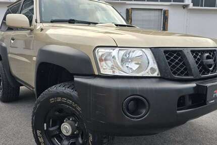 Nissan Patrol 102.000 km 12.950 &euro; Lippstadt 59557
