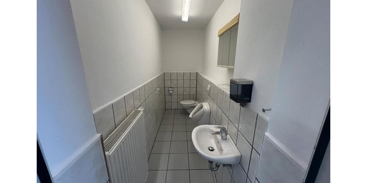 Gewerbeobjekt Verl - 2.700&euro; | Angebot:26495565