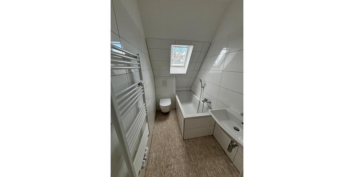 Dachgeschoßwohnung Ennigerloh - 3 Zimmer, 47 m&sup2;, 99.000&euro; | Angebot:27436497