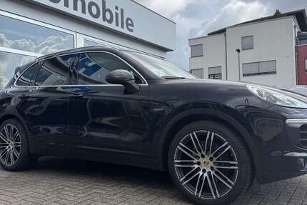 Porsche Cayenne 137.800 km 32.950 &euro; Bielefeld 33649