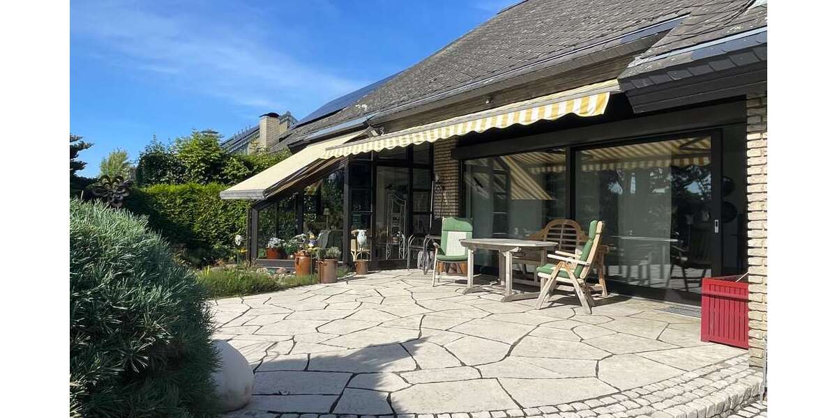 Einfamilienhaus Bielefeld Jöllenbeck - 6 Zimmer, 272 m&sup2;, 695.000&euro; | Angebot:23112032