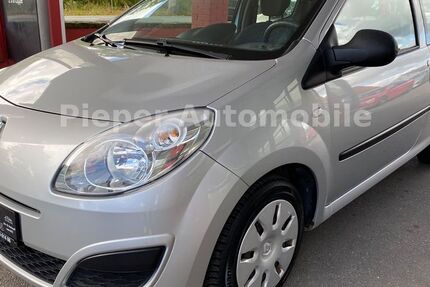 Renault Twingo 110.000 km 1.990 &euro; Oerlinghausen 33813