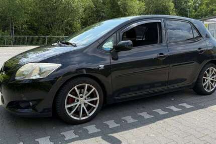 Toyota Auris 233.000 km 2.399 &euro; Bielefeld, Stadt 33605
