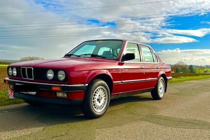 BMW 318 86.000 km 9.500 &euro; Bielefeld 33613