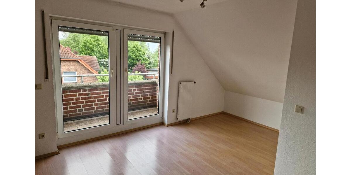 Dachgeschoßwohnung Steinhagen - 1 Zimmer, 34 m&sup2;, 95.000&euro; | Angebot:26913653