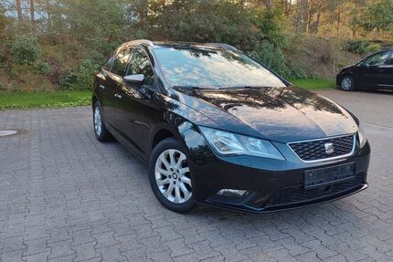 Seat Leon 144.000 km 8.200 &euro; Augustdorf 32832