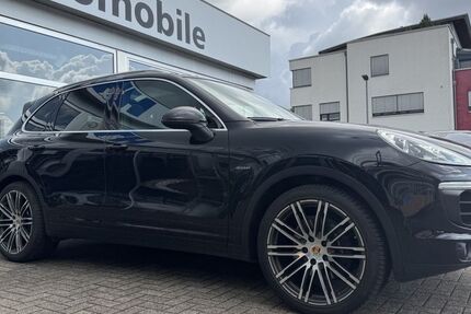 Porsche Cayenne 137.800 km 31.950 &euro; Bielefeld 33649