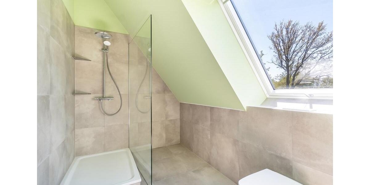 Maisonettenwohnung Steinhagen - 4.5 Zimmer, 150 m&sup2;, 1.875&euro; | Angebot:26727907