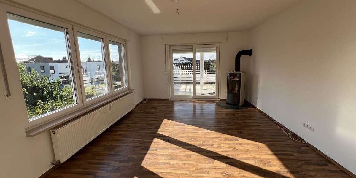 Etagenwohnung Halle - 3 Zimmer, 83 m&sup2;, 1.050&euro; | Angebot:27306471