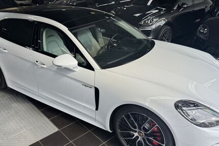 Porsche Panamera 71.500 km 78.950 &euro; Bielefeld 33649