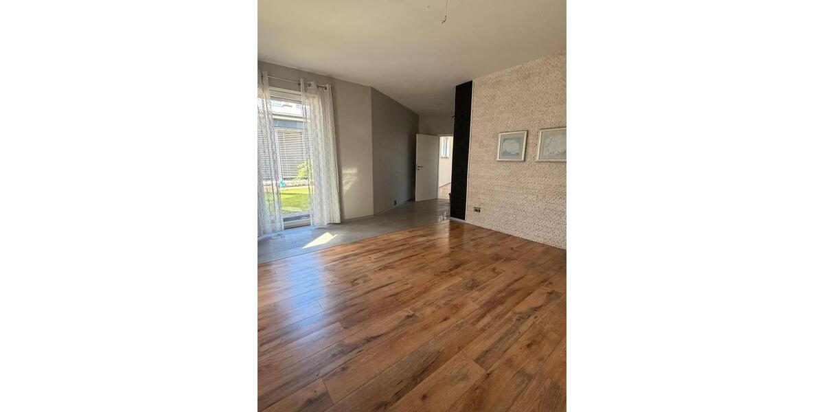 Bungalow Gütersloh Kattenstroth - 7 Zimmer, 272 m&sup2;, 695.000&euro; | Angebot:27470183