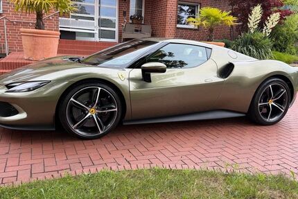 Ferrari 296 GTB 3.950 km 249.999 &euro; Schloß-Holte 33758