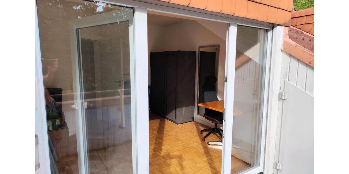 Dachgeschoßwohnung Bielefeld Schildesche - 3 Zimmer, 76 m&sup2;, 233.000&euro; | Angebot:27406461