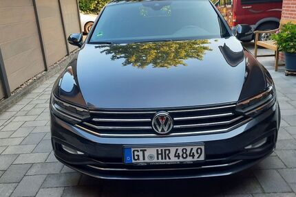 VW Passat Variant 152.700 km 14.900 &euro; Harsewinkel 33428