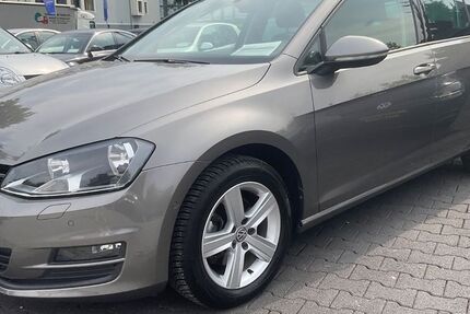 VW Golf 53.000 km 9.990 &euro; Bielefeld 33649