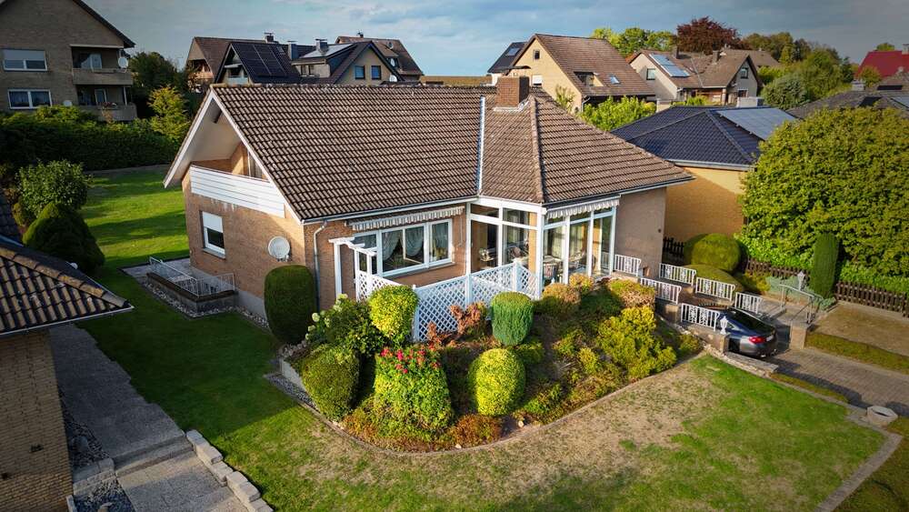 Einfamilienhaus Enger - 7 Zimmer, 175 m&sup2;, 345.000&euro; | Angebot:27324216