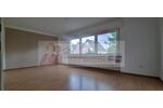 Gütersloh Nähe Miele: 2-Familienhaus mit 8 Garagen_provisionsfrei für Käufer - Zweifamilienhaus Gütersloh Kattenstroth | Angebot:16242774