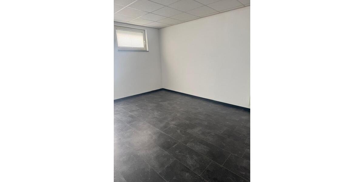Gewerbeobjekt Gütersloh - 1.600&euro; | Angebot:26496045