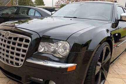 Chrysler 300C 162.311 km 11.900 &euro; Versmold 33775