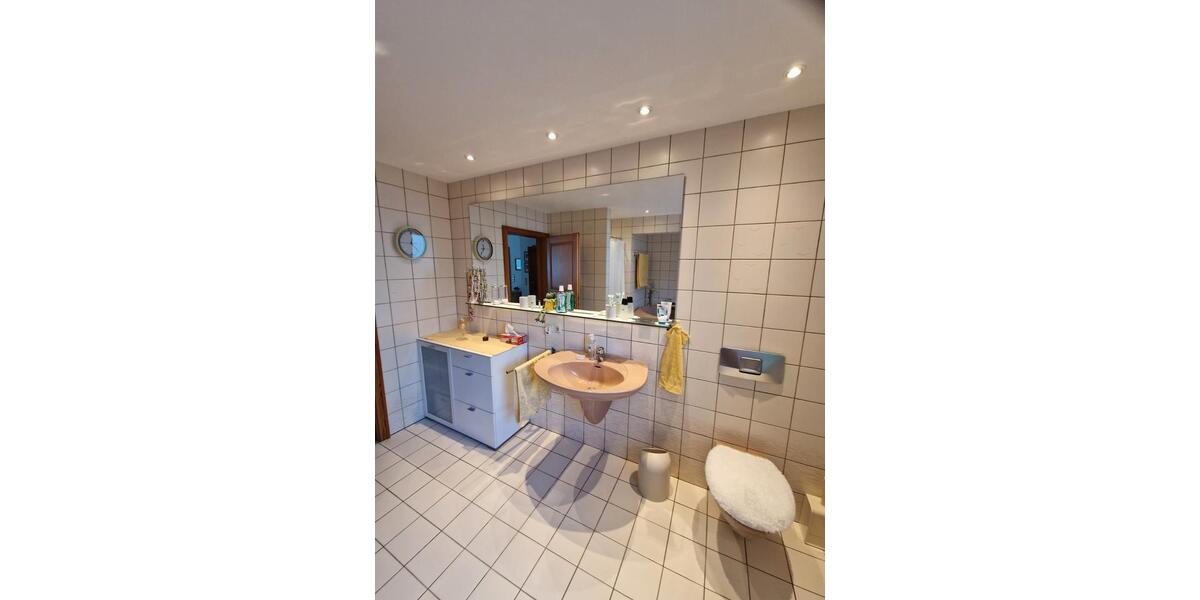 Einfamilienhaus Gütersloh Kattenstroth - 8 Zimmer, 210 m&sup2;, 465.000&euro; | Angebot:27464845