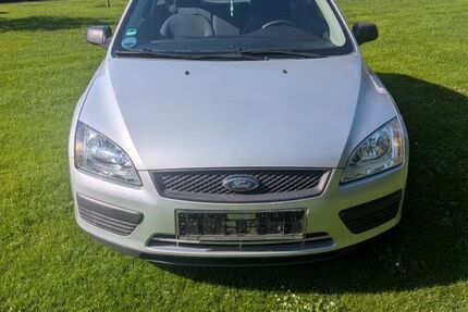 Ford Focus 154.000 km 2.700 &euro; Harsewinkel 33428