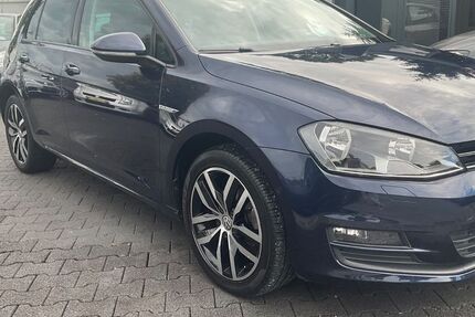 VW Golf 74.000 km 11.490 &euro; Bielefeld 33649