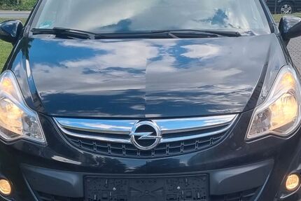 Opel Corsa 142.000 km 2.400 &euro; Bielefeld 33609
