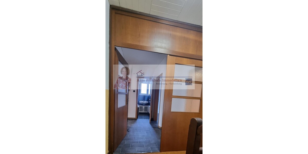 Zentral - ruhig - großes Grundstück_provisionsfrei für Käufer - Zweifamilienhaus Gütersloh | Angebot:23476775