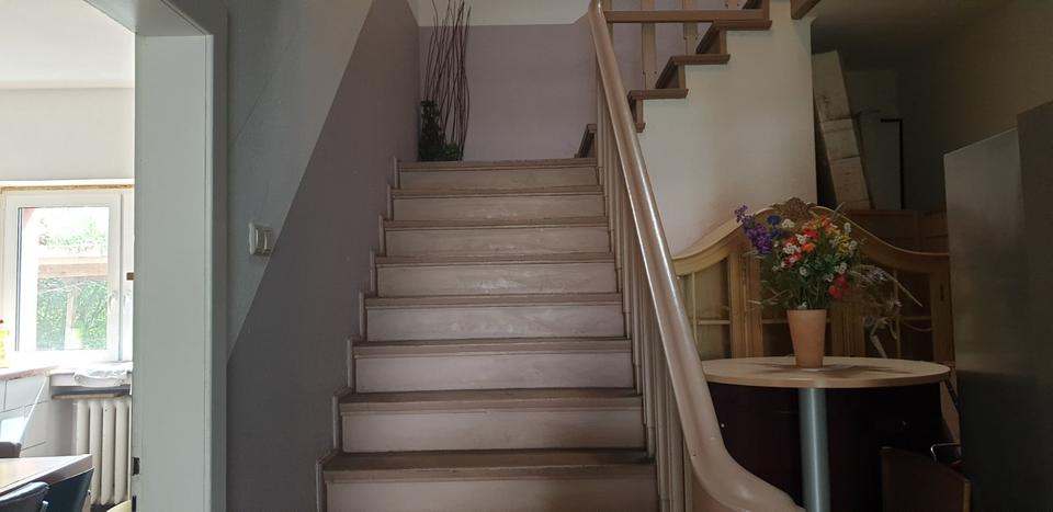Einfamilienhaus Werther (Westfahlen) - 9 Zimmer, 400 m&sup2;, 1.800&euro; | Angebot:19067826