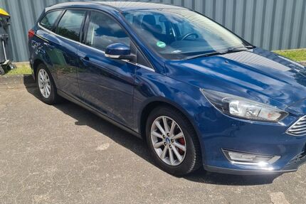 Ford Focus 193.000 km 5.900 &euro; Rheda-Wiedenbrück 33378
