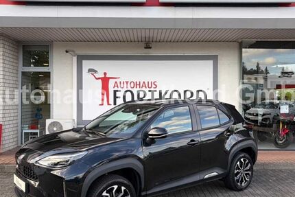 Toyota Yaris Cross 5.980 km 25.990 &euro; Bielefeld 33689