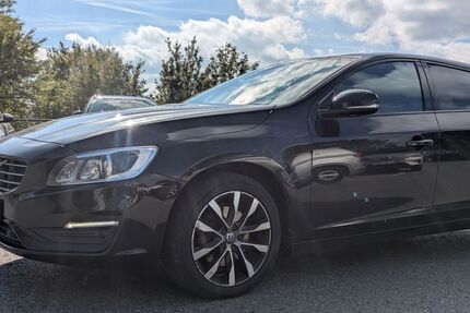 Volvo V60 258.937 km 9.490 &euro; Bielefeld 33647