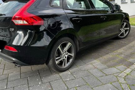 Volvo V40 99.500 km 12.990 &euro; Verl 33415