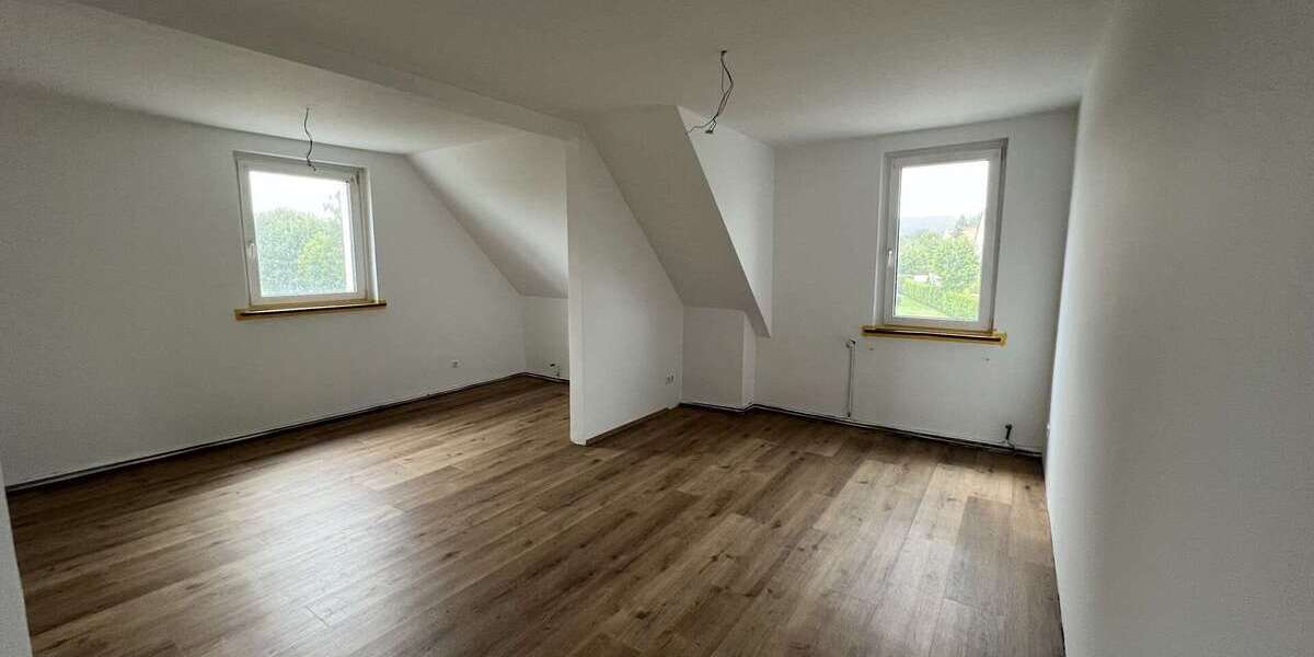 Etagenwohnung Borgholzhausen - 3.5 Zimmer, 81 m&sup2;, 770&euro; | Angebot:27350741