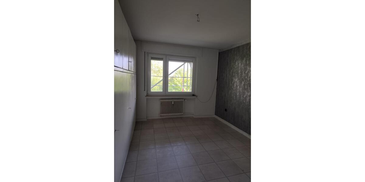 Etagenwohnung Bielefeld Heepen - 3 Zimmer, 70 m&sup2;, 190.000&euro; | Angebot:27413695