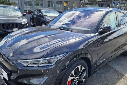 Ford Mustang Mach-E 106.144 km 27.495 &euro; Rheda-Wiedenbrück 33378