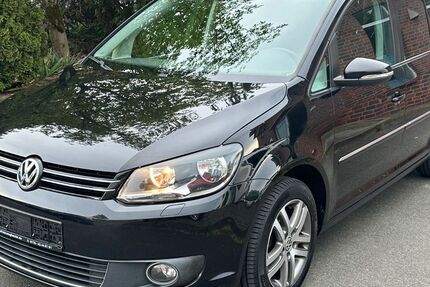 VW Touran 192.000 km 9.980 &euro; Versmold 33775