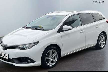 Toyota Auris 56.400 km 16.990 &euro; Gütersloh 33330