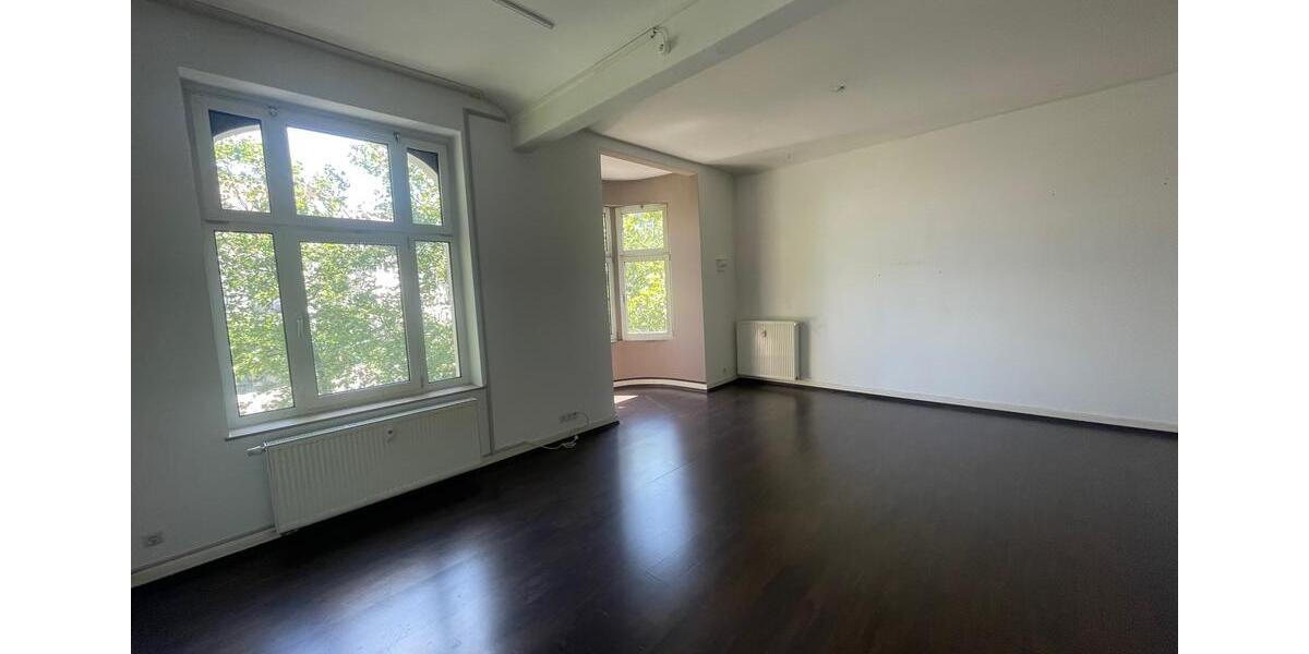 Etagenwohnung Bielefeld Schildesche - 3 Zimmer, 120 m&sup2;, 1.200&euro; | Angebot:20300276