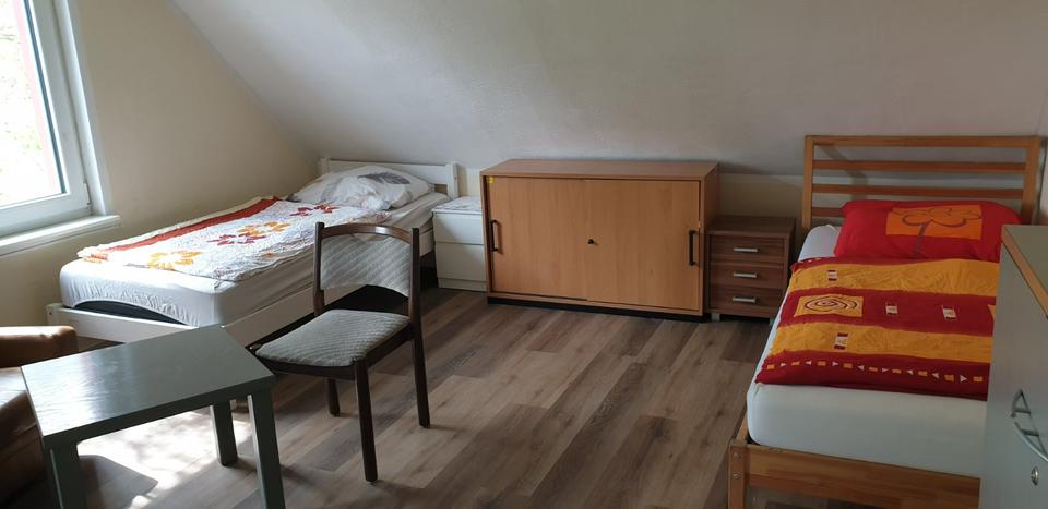 Einfamilienhaus Werther (Westfahlen) - 9 Zimmer, 400 m&sup2;, 1.800&euro; | Angebot:19067826