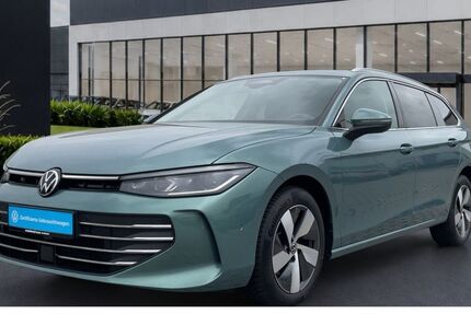 VW Passat Variant 9.964 km 32.880 &euro; Verl 33415