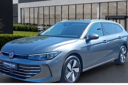 VW Passat Variant 13.585 km 41.880 &euro; Bielefeld 33689