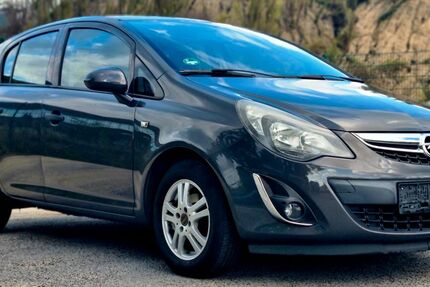 Opel Corsa 99.850 km 4.950 &euro; Bielefeld 33649