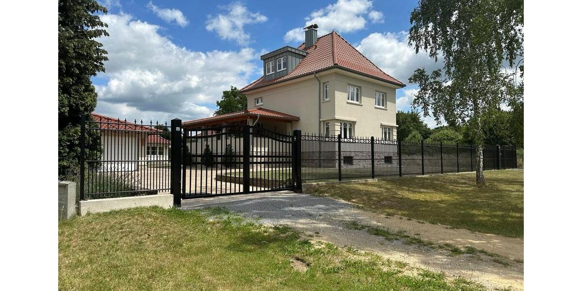 Einfamilienhaus Lage - 5 Zimmer, 180 m&sup2;, 718.000&euro; | Angebot:27297141