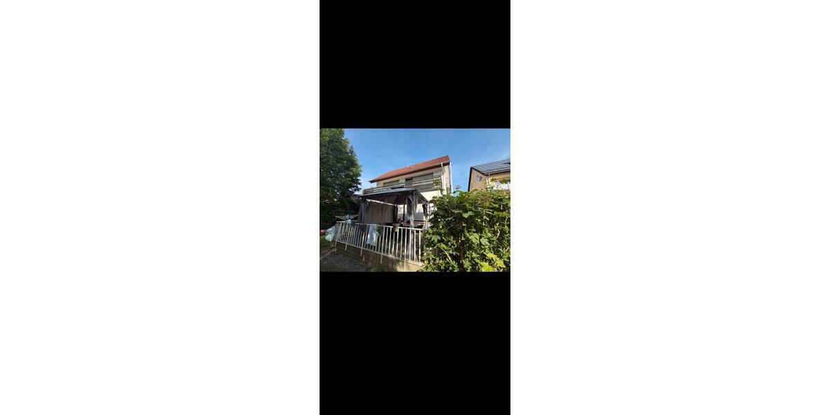Mehrfamilienhaus, Wohnhaus Lage - 11 Zimmer, 300 m&sup2;, 425.000&euro; | Angebot:27262168