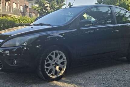 Ford Focus 201.000 km 1.850 &euro; Bad Laer 49196