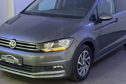 VW Touran 57.000 km 18.950 &euro; Bielefeld 33649