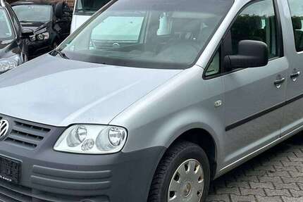 VW Caddy 156.000 km 4.780 &euro; Versmold 33775