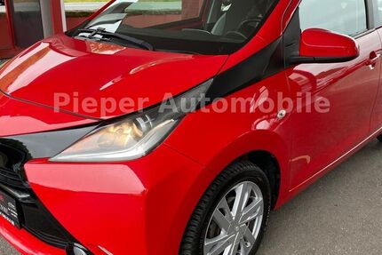 Toyota Aygo (X) 89.000 km 7.990 &euro; Oerlinghausen 33813